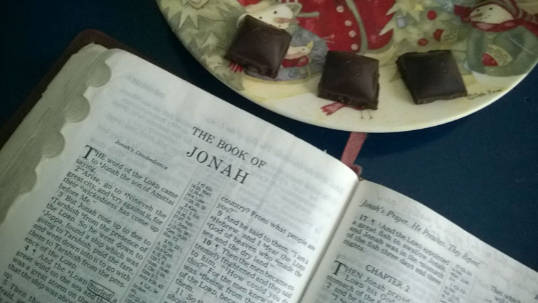 Jonah 1 Bible with Chocolove Dark Chocolate Coffee Crunch